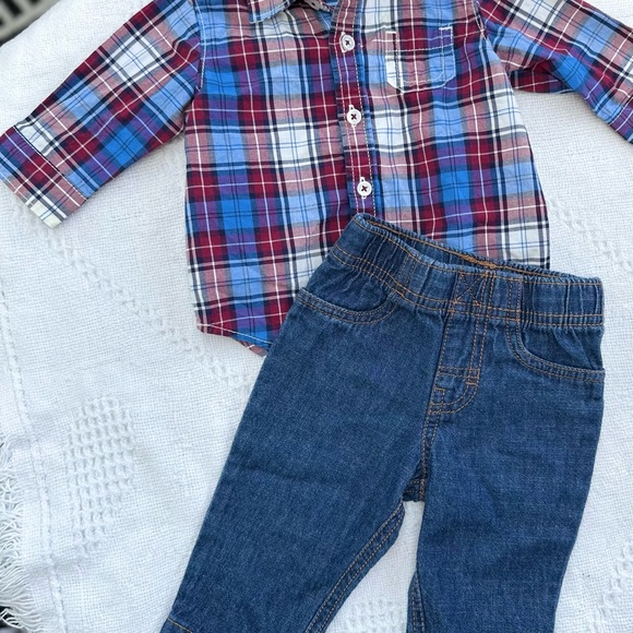 Carters | size 3m BNWOT
Adorable Baby dress shirt and pants outfit. - Picture 2 of 3